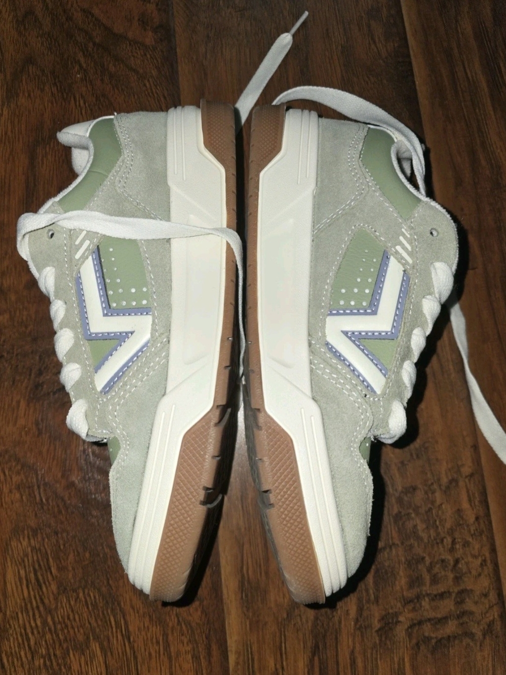 Vans Men's Low-Top Sneakers in Sage Green, White & Gum